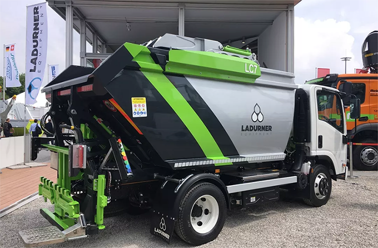 HTH.COM华体会中联环境装备出口意大利，进军海外环卫市场